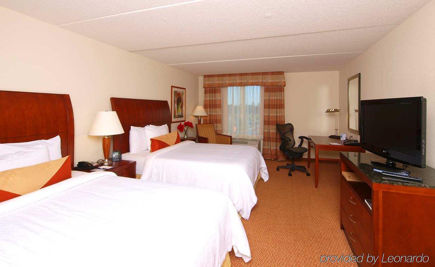 Hilton Garden Inn Myrtle Beach/Coastal Grand Mall Номер фото