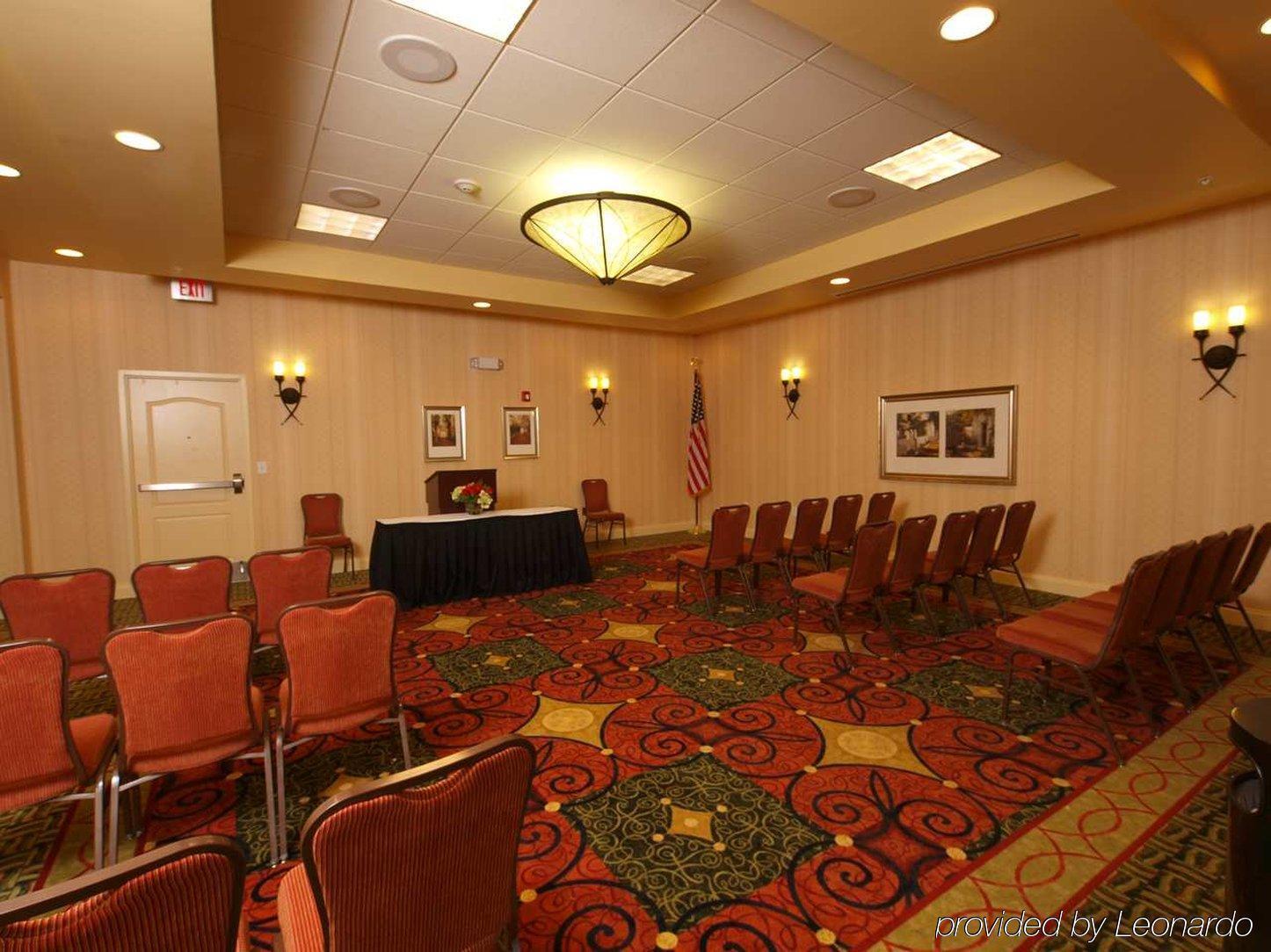 Hilton Garden Inn Myrtle Beach/Coastal Grand Mall Бизнес фото